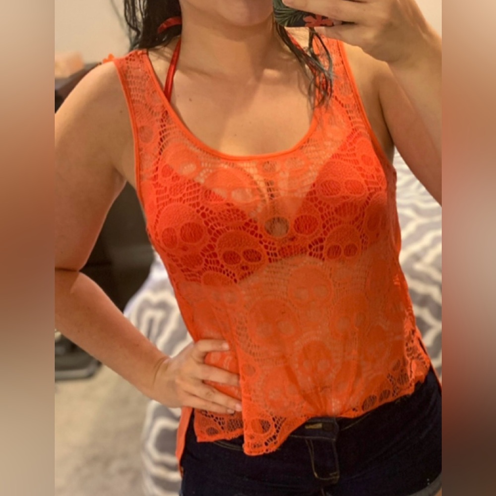 Love Riche Vibrant Skull Lace Tank Top